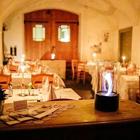 Hotel Historic Albrici 3*