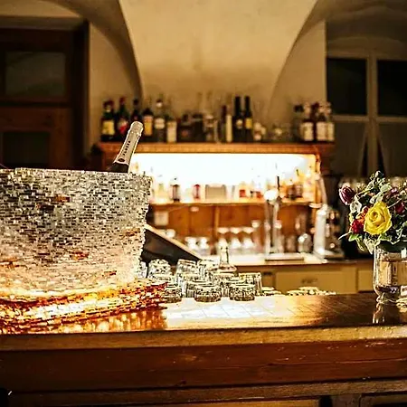 Hotel Historic Albrici 3*