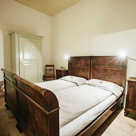 Hotel Historic Albrici 3*