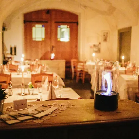 Historic Albrici 3* פוסקיאבו