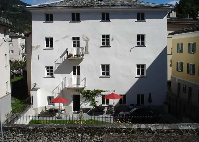Otel Historic Albrici 3*